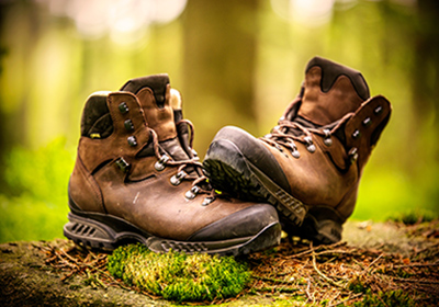 Wanderschuhe in Kirchberg am Wechsel